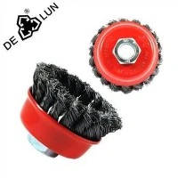 Har Twisted Cup Brushes ett handtag?